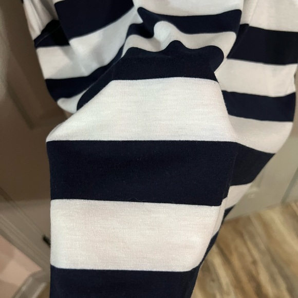 Navy and white dress with cap sleeves and pockets. - Picture 3 of 4